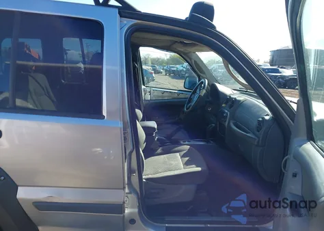 2005 Jeep Liberty Renegade z USA, uszkodzony, nr VIN 1J4GL38K55W526524